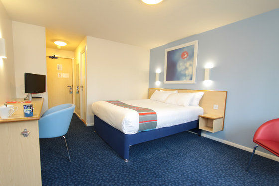 Travelodge Northampton Upton Way ห้อง รูปภาพ